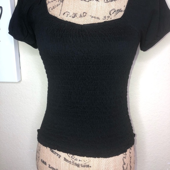 Aeropostale Ruched Smocked Black Crop Top Size Medium - Picture 4 of 8